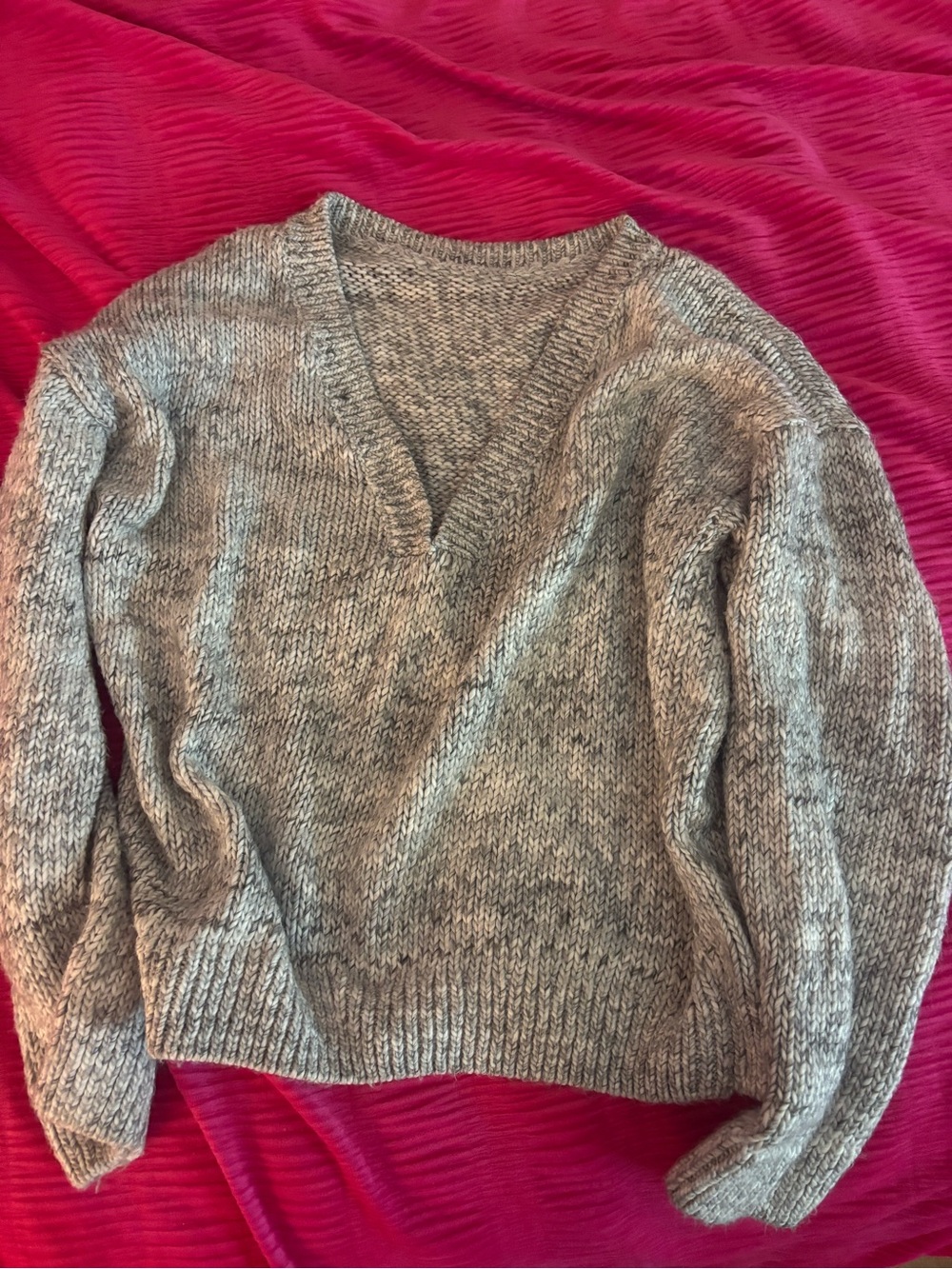 Women's Gray V-Neck Knit Sweater